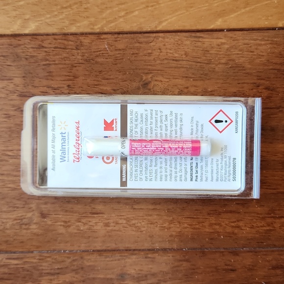 NWT Kiss Nude Salon acrylic revolutionary natural nails. One size. - Picture 2 of 2